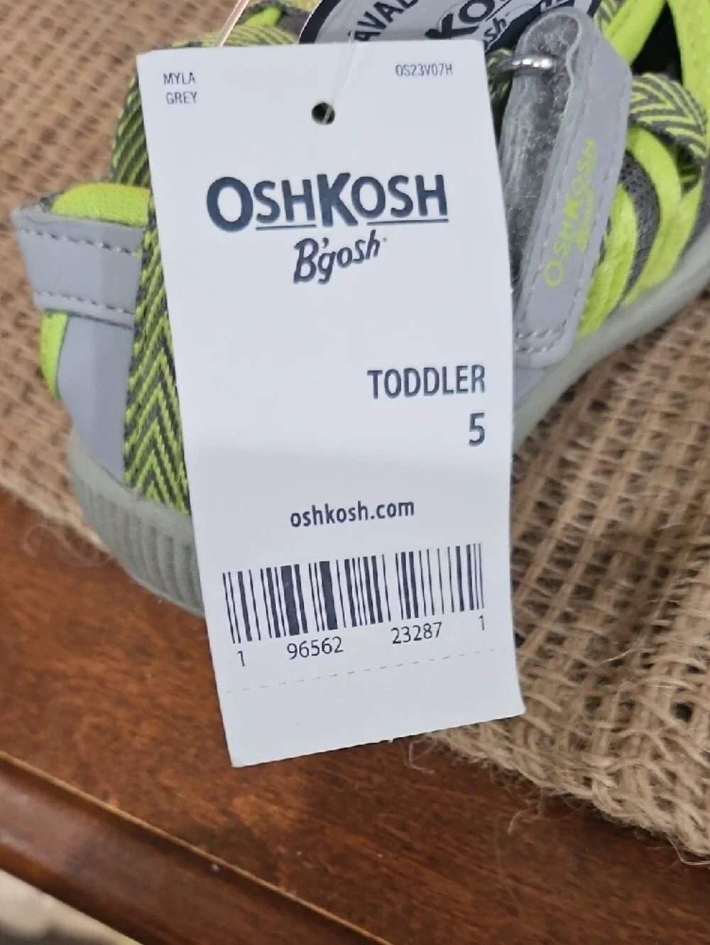 OSHKOSH B'Gosh Lime Green and Gray Active Sandals Sz 5 Toddler Water Shoes